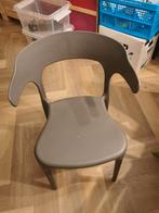 2 fijne stoelen grijs kunststof, zgan, Huis en Inrichting, Stoelen, Grijs, Twee, Kunststof, Zo goed als nieuw