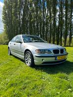 BMW 3-Serie (e46) 318 automaat 2002 Grijs Sedan, Auto's, BMW, Airconditioning, Origineel Nederlands, Te koop, Zilver of Grijs
