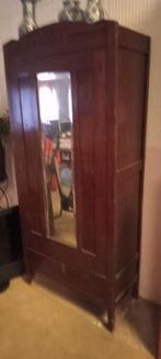 Zeer oude brocante Kast., Antiek en Kunst, Ophalen