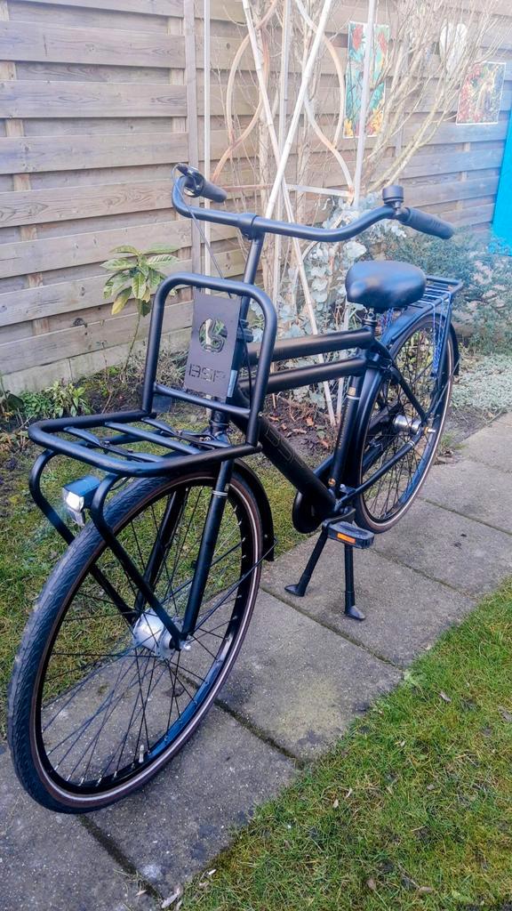 Bsp metropolis Heren fiets 28 inch Frame maat 52 cm hoog zwa, Fietsen en Brommers, Fietsen | Heren | Herenfietsen, Zo goed als nieuw