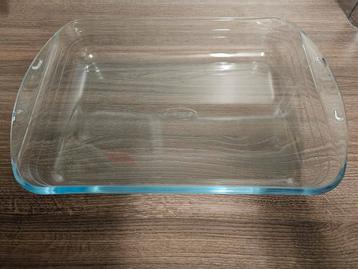 Glazen bak/oven schaal beschikbaar voor biedingen