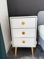 Vestbjerg Milly nachtkastje grijs – 3 lades, topconditie, Ophalen, Minder dan 45 cm, Zo goed als nieuw, 70 cm of meer
