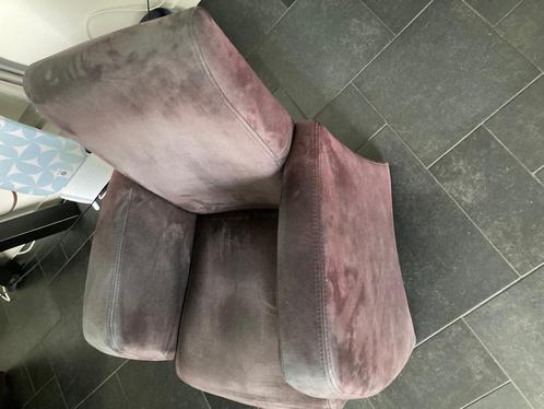 Nette en weinig gebruikte stoelen van Mokana!., Huis en Inrichting, Stoelen, Gebruikt, Twee, Stof, Bruin, Ophalen