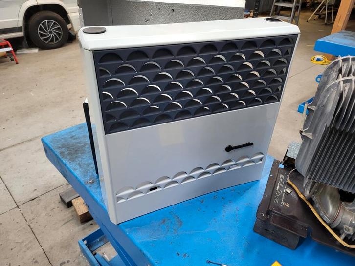 Mooie complete Truma S5002 50 mbar caravan kachel, Computers en Software, Servers, Ophalen of Verzenden