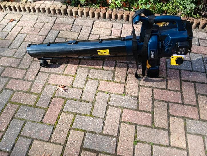 Benzine bladblazer, Tuin en Terras, Bladblazers, Zo goed als nieuw, Benzine, Ophalen of Verzenden