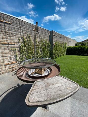 Bål-grill - zwenkgrill - vuurschaal - BBQ beschikbaar voor biedingen