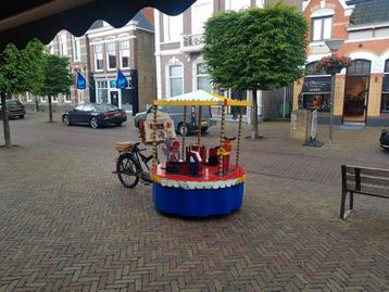 Te koop draaimolenbakfiets  beschikbaar voor biedingen