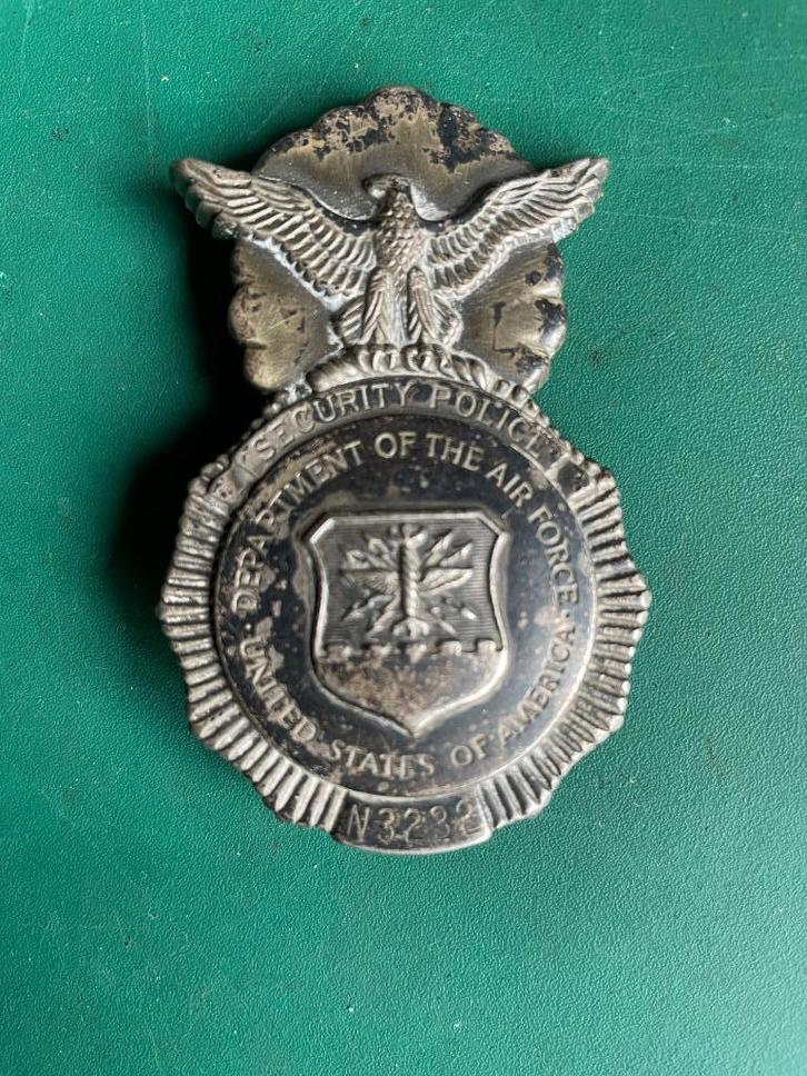 US airfocrce police badge post ww2, Verzamelen, Militaria | Algemeen, Luchtmacht, Embleem of Badge, Amerika, Ophalen of Verzenden