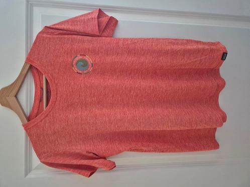 Patagonia - Women's Cap Cool Daily Graphic Shirt, Kleding | Dames, Sportkleding, Zo goed als nieuw, Ophalen of Verzenden