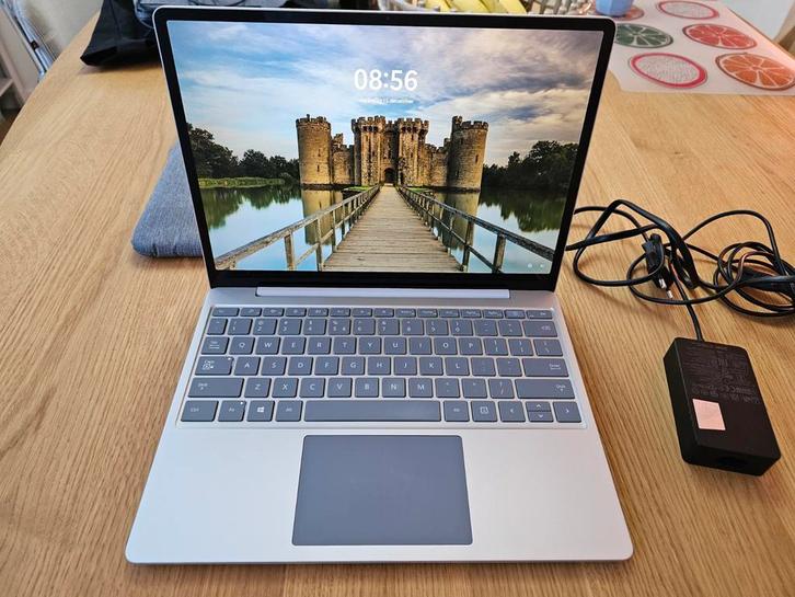 Microsoft Surface Laptop - Goed Onderhouden, Computers en Software, Windows Laptops, Gebruikt, 13 inch, Ophalen