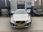 Volvo XC70 3.2 Momentum AWD Blis Airco NAP APK, Auto's, Automaat, 238 pk, Bruin, Leder