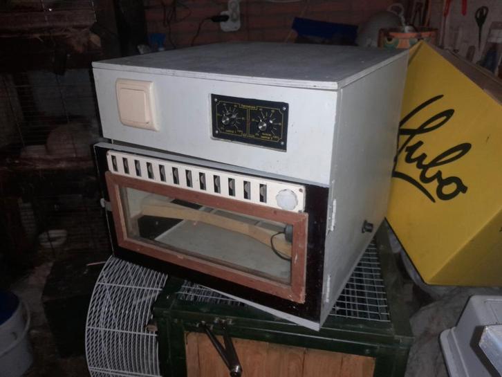 Mooie broedmachine automatisch, Dieren en Toebehoren, Pluimvee | Toebehoren, Gebruikt, Broedmachine, Ophalen
