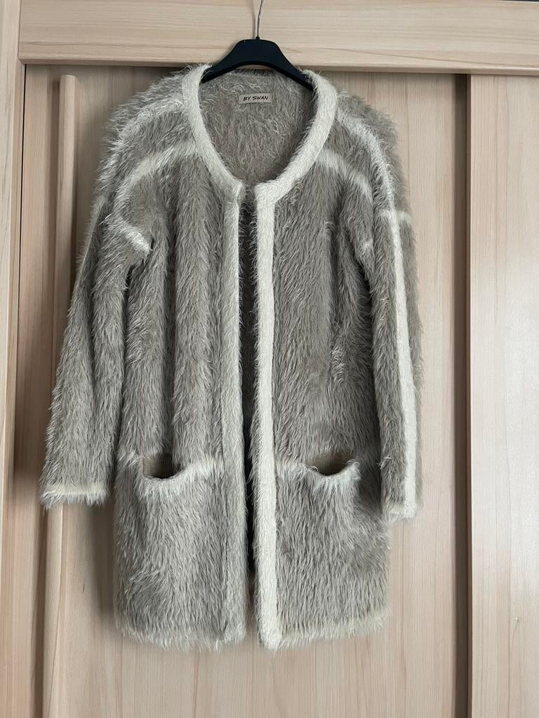 Fluffy harig vest zand beige creme wit by swan 36/38 S/M, Kleding | Dames, Truien en Vesten, Ophalen of Verzenden, Zo goed als nieuw