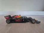 Red bull racing Aston Martin rb16, Hobby en Vrije tijd, Modelauto's | 1:24, Ophalen of Verzenden, Zo goed als nieuw, Bburago
