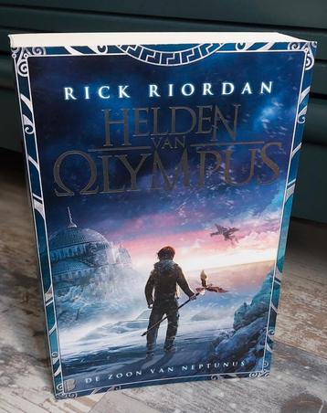 Helden van Olympus: De Zoon van Neptunus - Rick Riordan beschikbaar voor biedingen