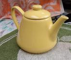 koffiepot/ theepot/ geel porselein koffiekan/ filter, Ophalen of Verzenden