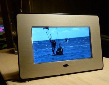 7 digital photo frame fotolijst pf175c2-a met fotoframes. beschikbaar voor biedingen