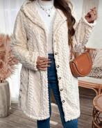 Vest Dana Beige (44 tm 52), Kleding | Dames, Grote Maten, Verzenden, Nieuw, Beige, Trui of Vest