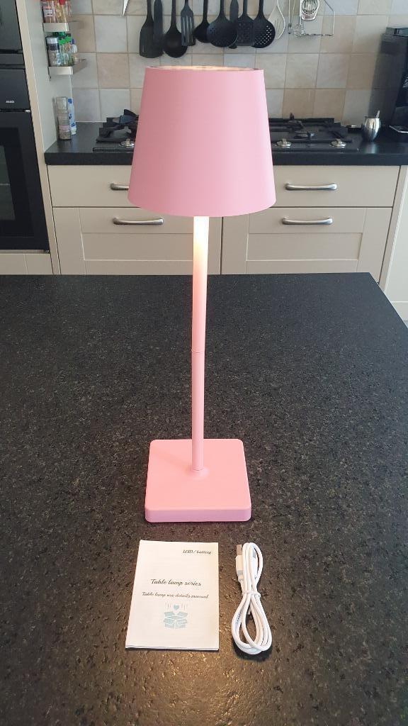 Roze draadloze USB-C oplaadbare staande LED tafellamp, Huis en Inrichting, Lampen | Tafellampen, Nieuw, Minder dan 50 cm, Kunststof