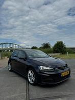 Volkswagen Golf 2.0 TDI 184pk 5D DSG 2016 Zwart, Auto's, Zwart, 4 cilinders, Zwart, Diesel