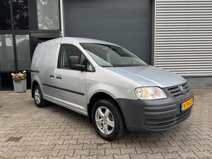 Volkswagen caddy 1.4 BENZINE weinig km / onderhoudsbeurt, Auto's, Bestelauto's, Bedrijf, ABS, Airbags, Boordcomputer, Centrale vergrendeling