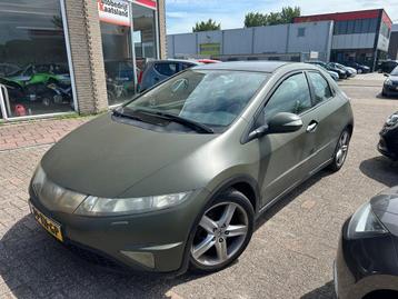 Honda Civic 1.8 Executive - Airco - Trekhaak beschikbaar voor biedingen