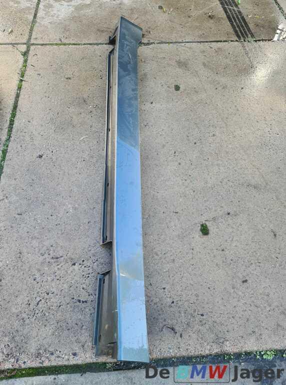 Sideskirt rechts grijsgroen BMW 5-serie E60 51717066222, Auto-onderdelen, Carrosserie en Plaatwerk, BMW, Gebruikt, Ophalen of Verzenden