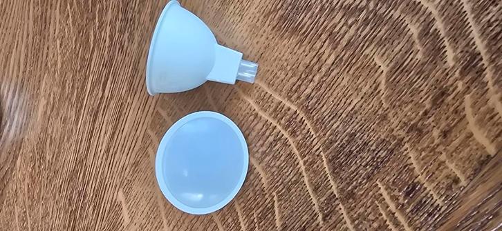 220v lampjes, nieuw verkeerd besteld, Huis en Inrichting, Lampen | Losse lampen, Nieuw, Led-lamp, Minder dan 30 watt, Ophalen of Verzenden