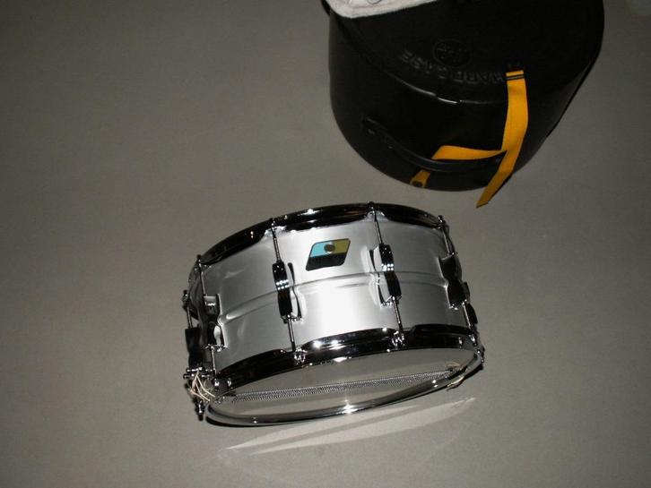 Ludwig LM405C 14×6,5 Acrolite Snare (als nieuw) + hardcase, Muziek en Instrumenten, Drumstellen en Slagwerk, Zo goed als nieuw