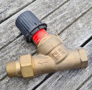 Danfoss drukverschilregelaars Overstort drukverschilregelaar beschikbaar voor biedingen