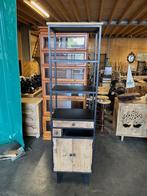 Zeer fraaie Industriele Kast/Vitrinekast, Huis en Inrichting, Kasten | Vitrinekasten, Ophalen, 50 tot 100 cm, Zo goed als nieuw
