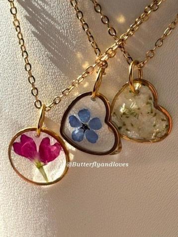 Uniek ketting hart met echte bloemen vergeet me niet Liefde beschikbaar voor biedingen