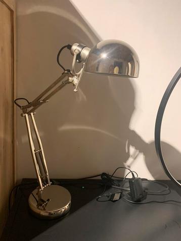 Bureaulamp chrome/zilver beschikbaar voor biedingen