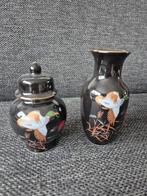 Vintage Japans Aardewerk Vaasje en Potje met Deksel, Ophalen of Verzenden