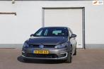 Volkswagen Golf 2e eigenaar- auto is in nieuw staat, 8 kWh, Gebruikt, Euro 6, 4 cilinders