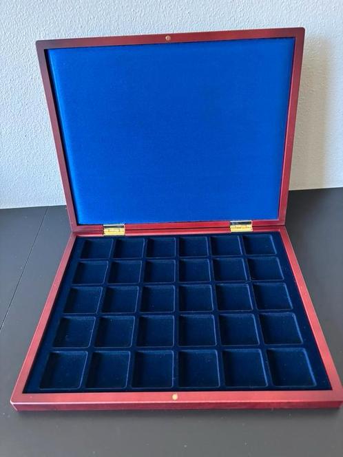 Houten verzameldoos/cassette 30 vaks NIEUW, Postzegels en Munten, Munten en Bankbiljetten | Toebehoren, Overige typen, Ophalen of Verzenden