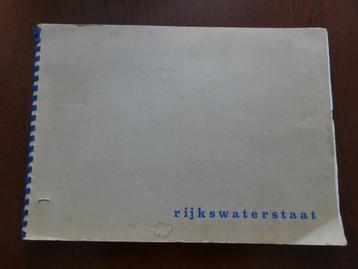 Boek Rijkswaterstaat met mooie foto's beschikbaar voor biedingen