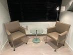 Design on stock eetkamerstoelen op wielen, Huis en Inrichting, Stoelen, Twee, Overige kleuren, Leer, Ophalen of Verzenden