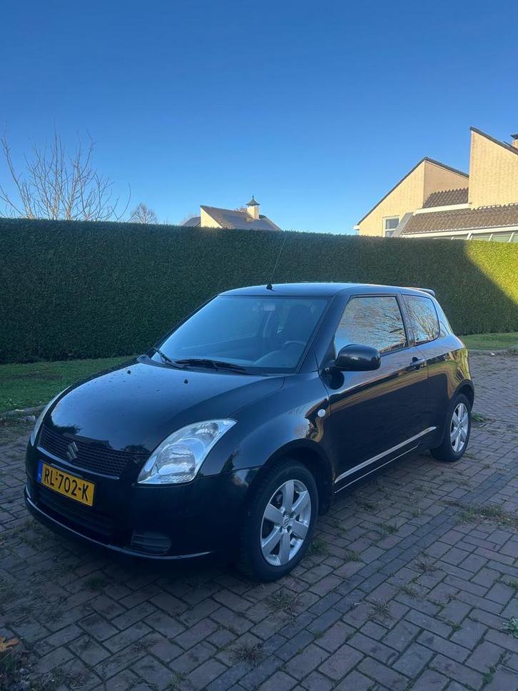 Suzuki swift 1.3, Auto-onderdelen, Motor en Toebehoren, Suzuki, Ophalen of Verzenden