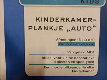 Kinderkamer plankje auto beschikbaar voor biedingen