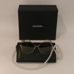 CHANEL Butterfly Pearl Chain Zonnebril 4262