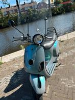 vespa lxv, Fietsen en Brommers, Snorfietsen en Snorscooters, Ophalen, Gebruikt, Benzine, Vespa