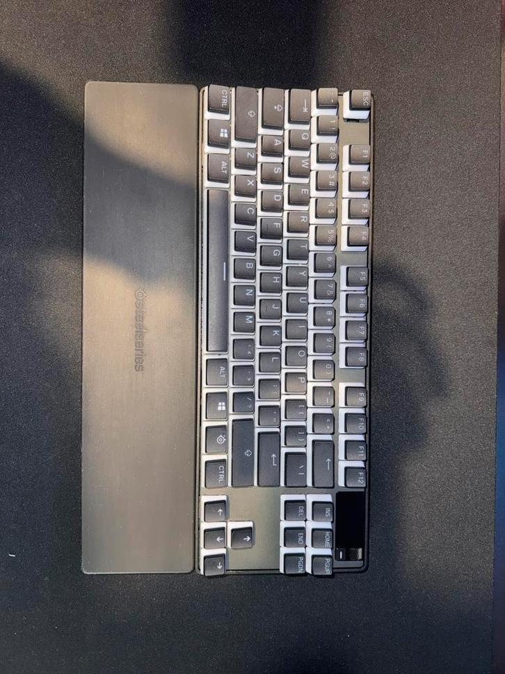 Steelseries Apex Pro TKL 2023, Computers en Software, Toetsenborden, Zo goed als nieuw, Qwerty, Bedraad, Gaming toetsenbord, Ophalen of Verzenden