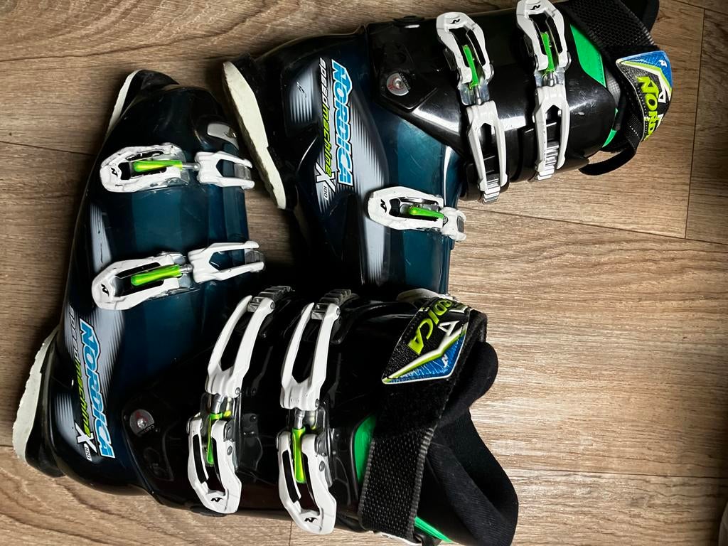 Skischoenen Maat 42-44 - Goedkoper dan huren!, Ophalen, 160 tot 180 cm, Gebruikt, Schoenen