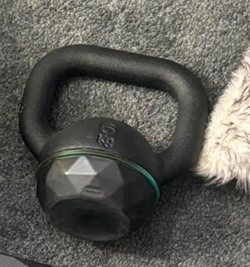 6kg kettlebell beschikbaar voor biedingen