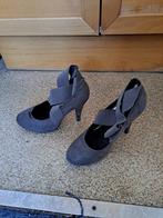 grijze schoenen maat 38, Ophalen of Verzenden, Zo goed als nieuw, Schoenen met hoge hakken, Grijs