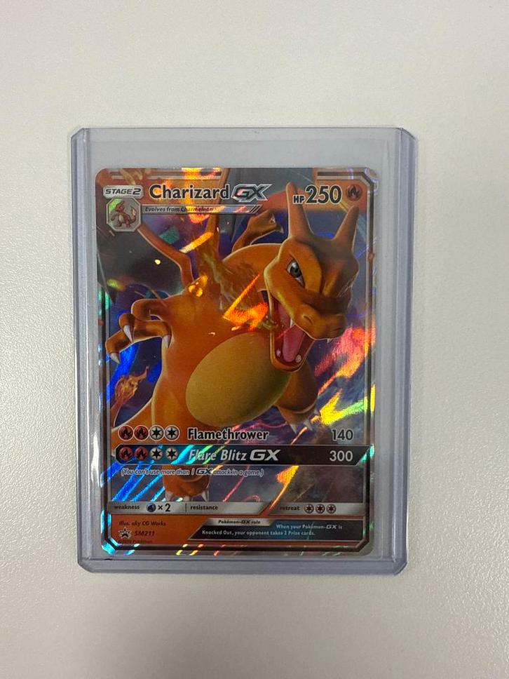 Charizard GX SM211 - Zeldzame Pokémonkaart!, Verzamelen, Speelgoed, Nieuw, Ophalen of Verzenden