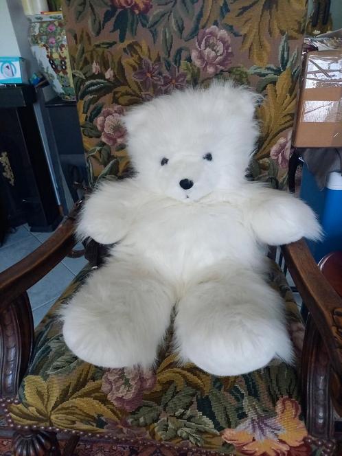 grote witte knuffelbeer hoogte 75 cm, Verzamelen, Beren en Cherished Teddies, Zo goed als nieuw, Stoffen beer, Overige merken