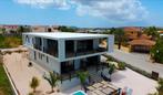 Vrijstaande villa met twee appartementen-Curacao, Huizen en Kamers, Buitenland, 324 m², Woonhuis, Buiten Europa