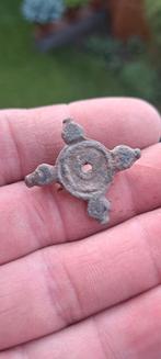 (2) Romeinse bronzen fibula, Bodemvondst, Ophalen of Verzenden